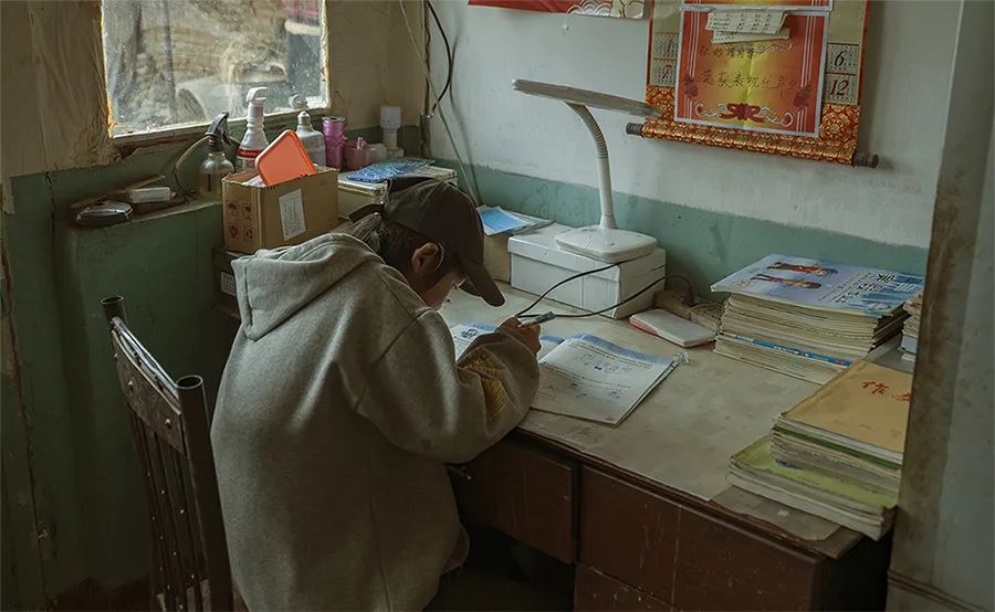 困境儿童关爱计划